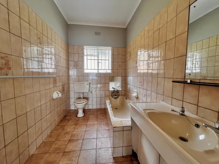 4 Bedroom Property for Sale in Safari Gardens North West